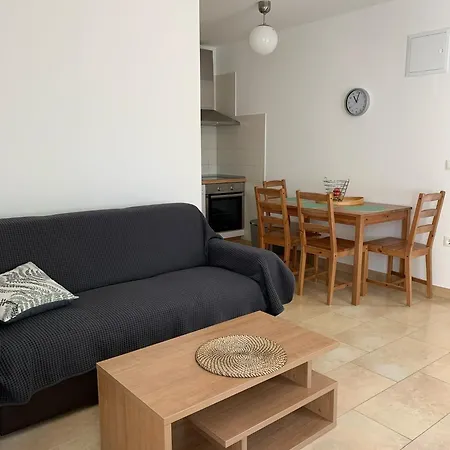 Apartment Vinkovic *